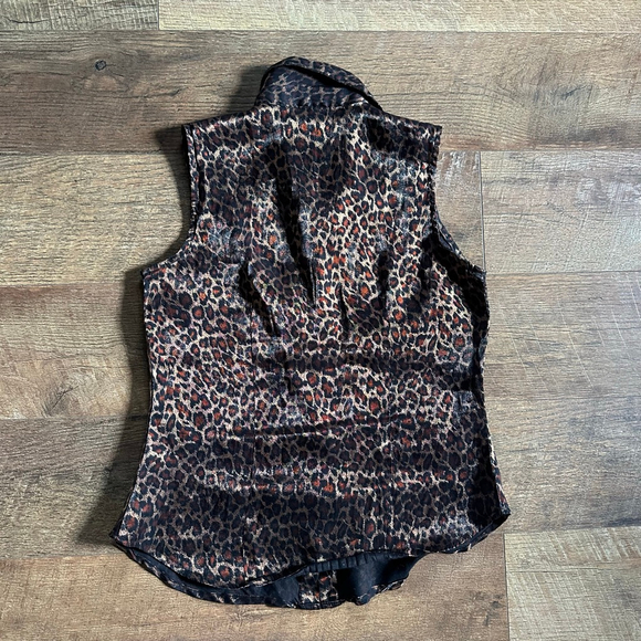 Women's Studio C Leopard Print Sleeveless Button Down Shirt S Brown Black - Picture 12 of 13